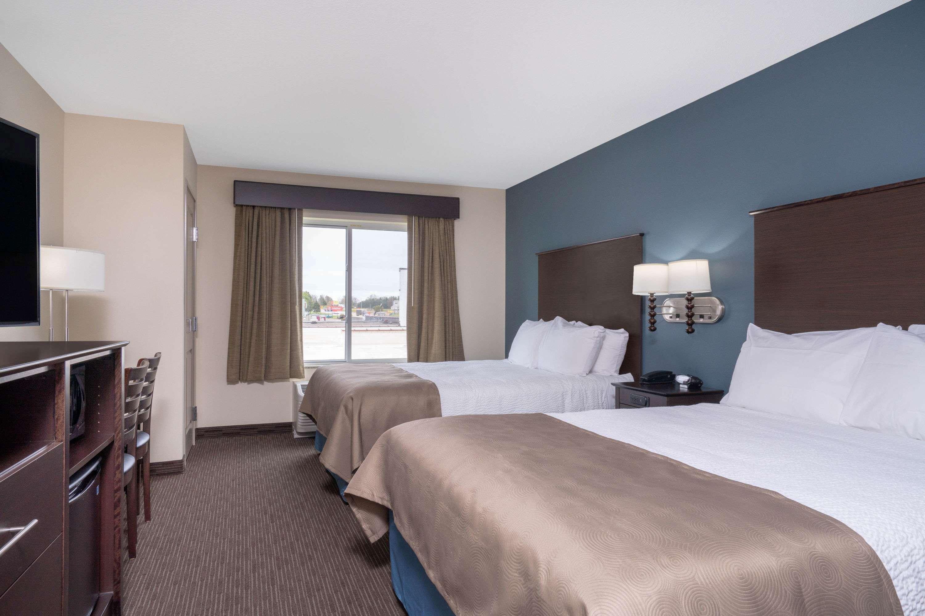 Americinn By Wyndham Windom Exterior photo