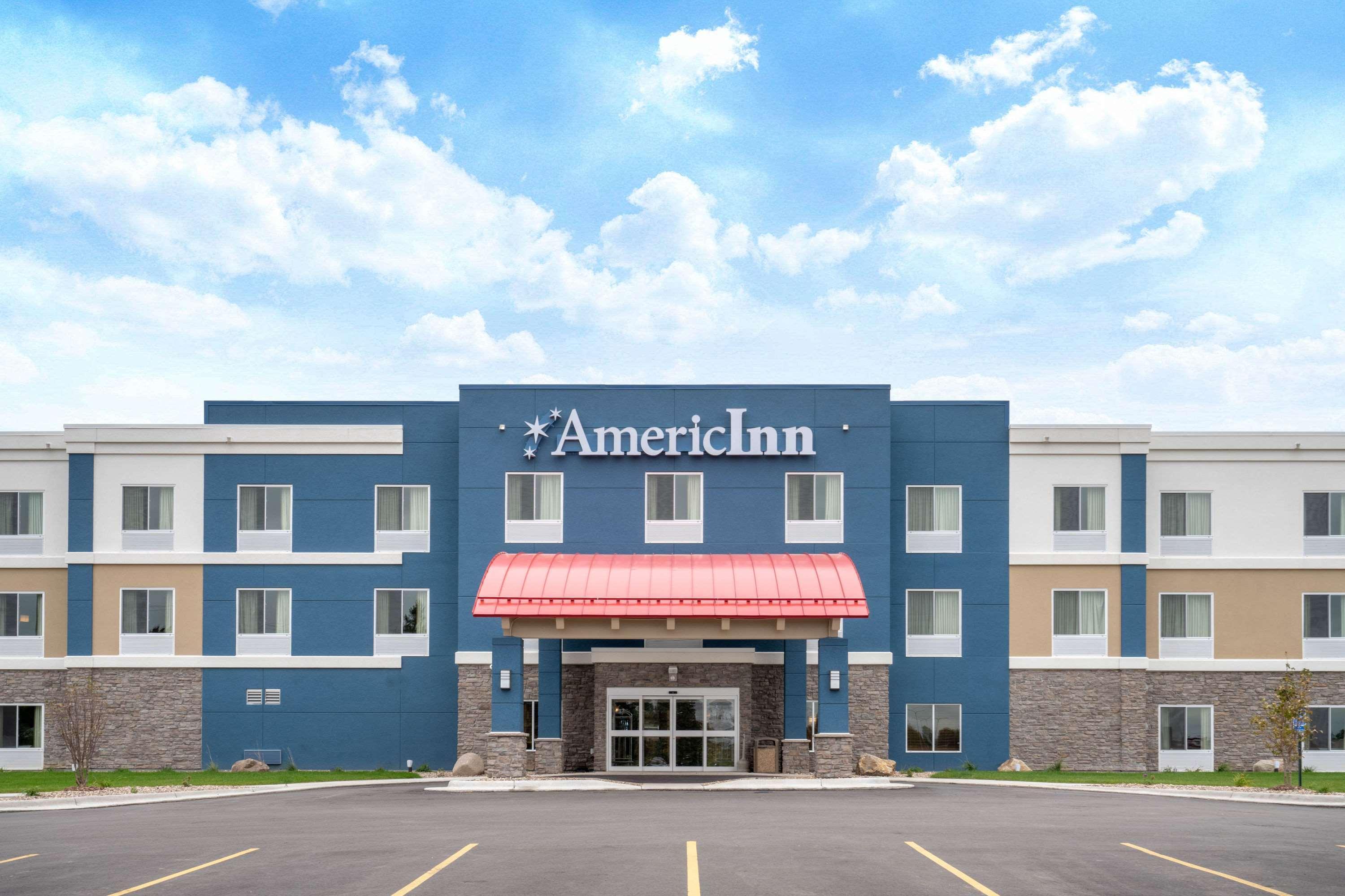 Americinn By Wyndham Windom Exterior photo